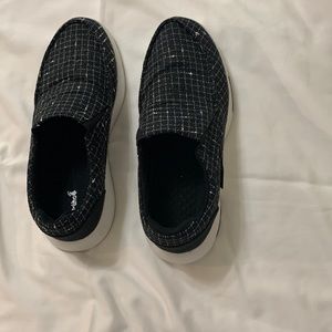 Ortho foot size 11, slip on shoe, like new